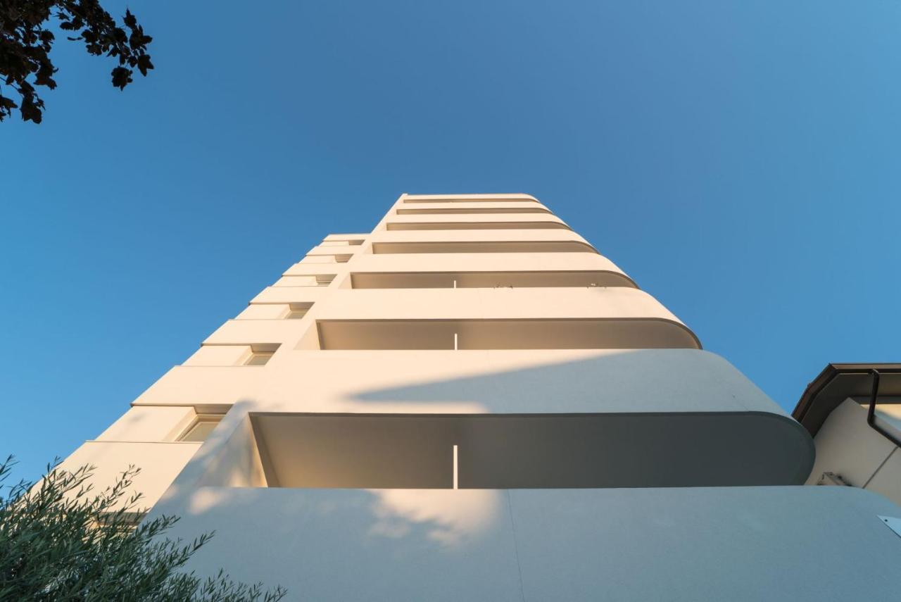 Appartamenti Torre Bianca Lignano Sabbiadoro Exterior foto